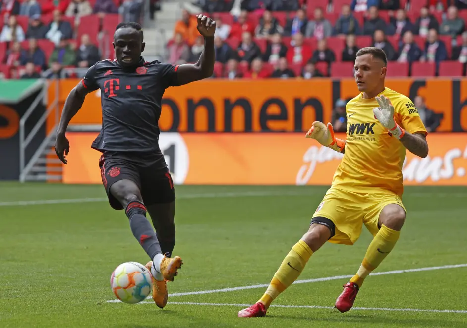 穆古鲁扎爆冷击败拜仁，出色防守引爆全场！的简单介绍