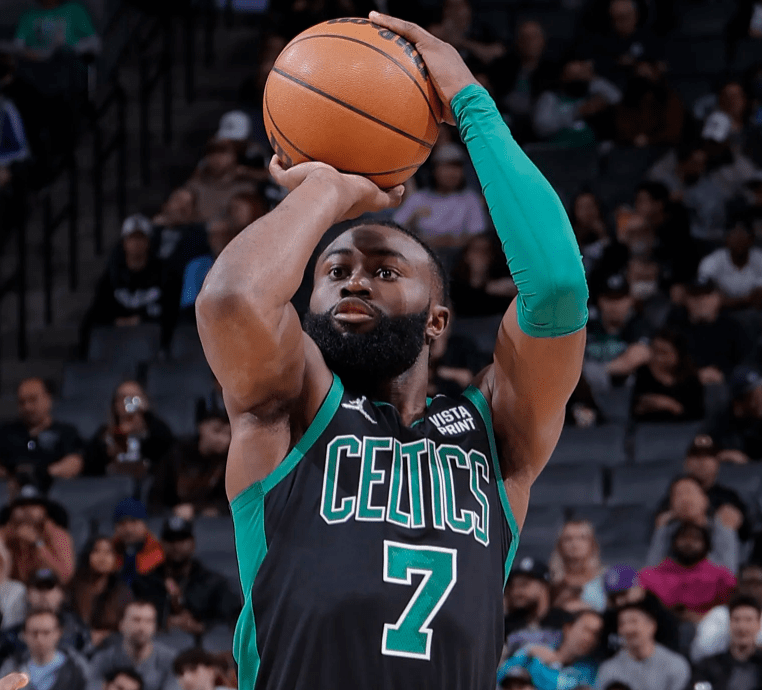 Kaiyun-包含塔图姆赛事官方发布惊险取胜新规，篮网争议不断！的词条