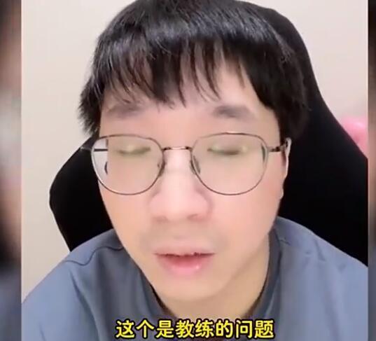 开云-Karsa遭遇十五连败，巴塞罗那教练面临压力！的简单介绍